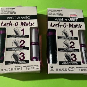 2 wet n wild lash o matic Mascara Fiber extension Kit C124A very black